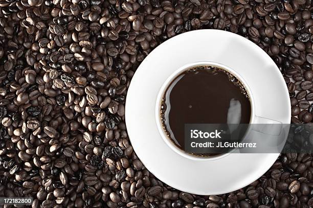 コーヒーカップ - いっぱいになるのストックフォトや画像を多数ご用意 - いっぱいになる, カップ, コーヒー