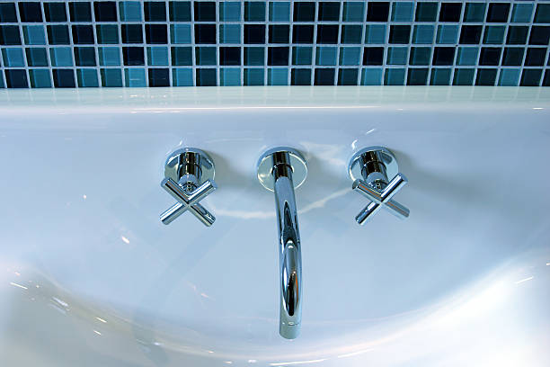 istock Bathtub fittings 172183581