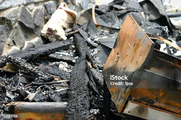 Ogień Uszkodzenie - zdjęcia stockowe i więcej obrazów Ogień - Ogień, Biuro, Zniszczony - Zły stan