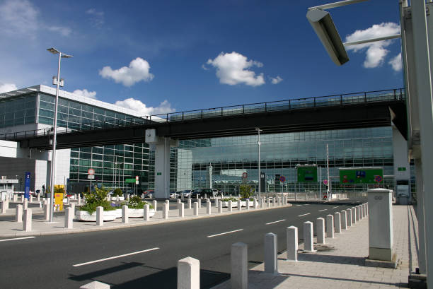 istock Airport Terminal Frankfurt 172184529