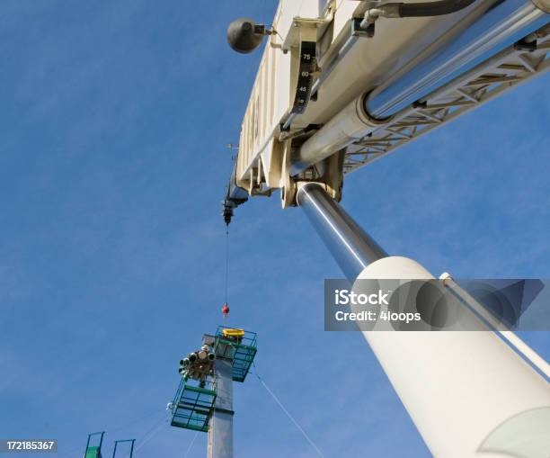 Los Operadores Punto De Vista De Foto de stock y más banco de imágenes de Agarrar - Agarrar, Alto - Descripción física, Construir