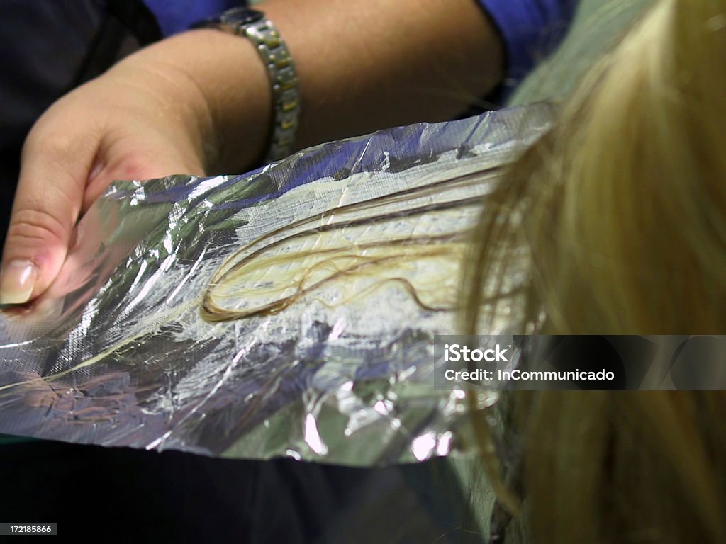 SALÓN-Lámina de relieve la técnica de cabello - Foto de stock de Belleza libre de derechos