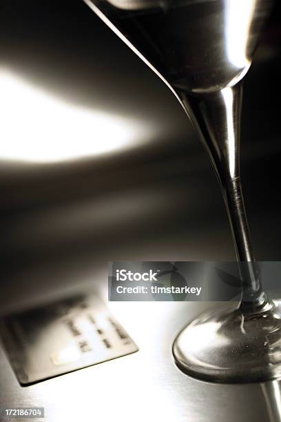 Negro Tarjeta De Crédito Foto de stock y más banco de imágenes de Alta Sociedad - Alta Sociedad, Bebida alcohólica, Color negro