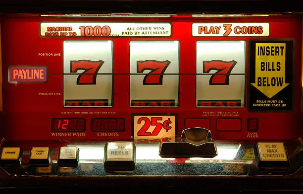 Slot Machine with Straight Sevens