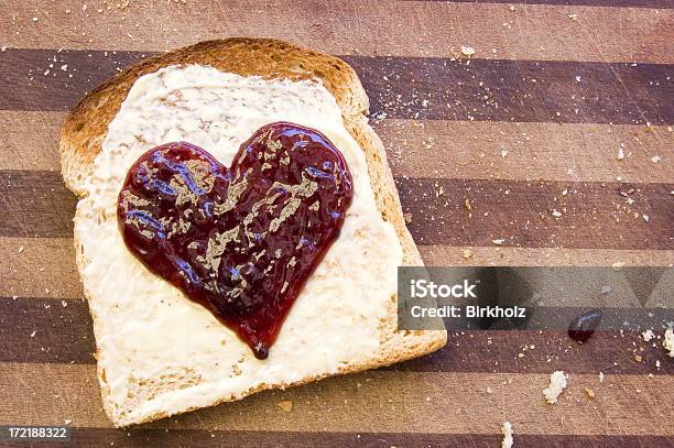 Coração Na Torrada - Fotografias de stock e mais imagens de Compota - Paté - Compota - Paté, Manteiga, Margarina