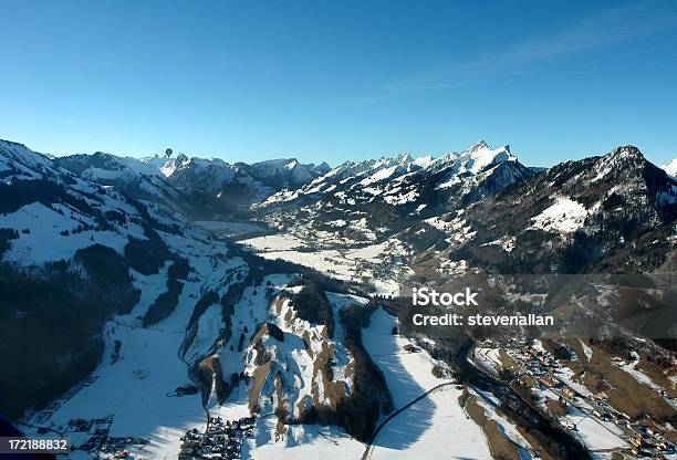Alpy - zdjęcia stockowe i więcej obrazów Alpy - Alpy, Alpy Szwajcarskie, Bez ludzi