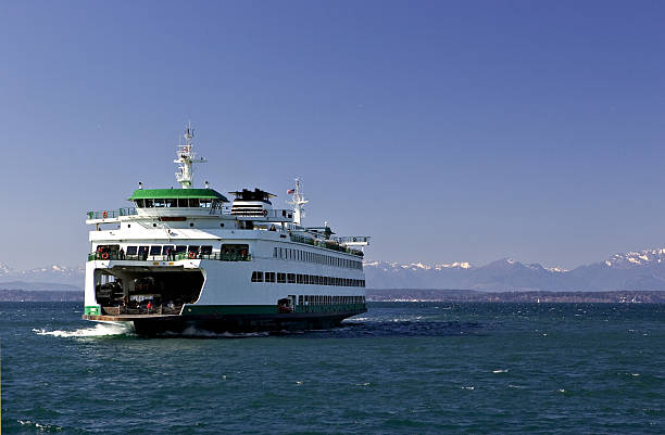 ferry - seattle ferry puget sound sound fotografías e imágenes de stock