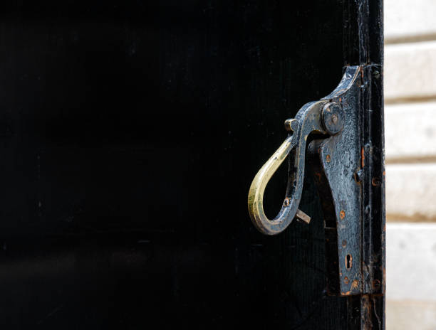 istock Old metal handle of a door 1721893218