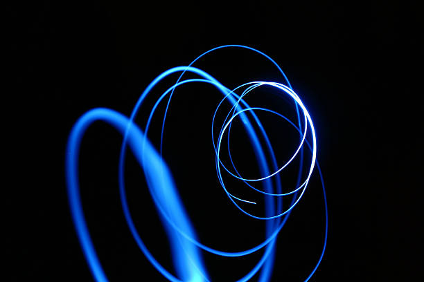 espiral azul laser - penlight imagens e fotografias de stock