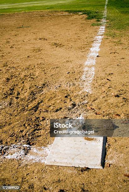 Campo Interno De Béisbol Foto de stock y más banco de imágenes de Actividades recreativas - Actividades recreativas, Aire libre, Artículos deportivos