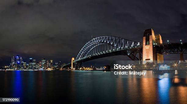Ponte Do Porto De Sydney E Da Cbd - Fotografias de stock e mais imagens de Admirar a Vista - Admirar a Vista, Anoitecer, Arranha-céu