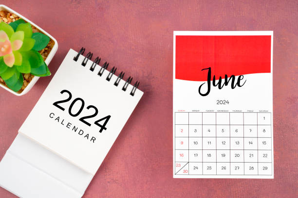 istock June 2024 calendar page with plant pot. 1721902422