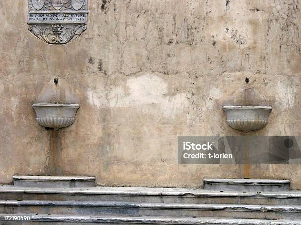Beber Fountains Italiano - Fotografias de stock e mais imagens de Abstrato - Abstrato, Antigo, Antiguidade