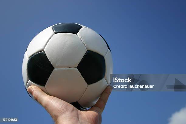 Bola De Futebol 03 - Fotografias de stock e mais imagens de Afixar Cartaz - Afixar Cartaz, Baliza - Equipamento desportivo, Bola