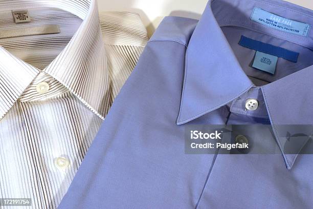 Hombres De Camisetas De Vestir Foto de stock y más banco de imágenes de Adulto - Adulto, Azul, Belleza