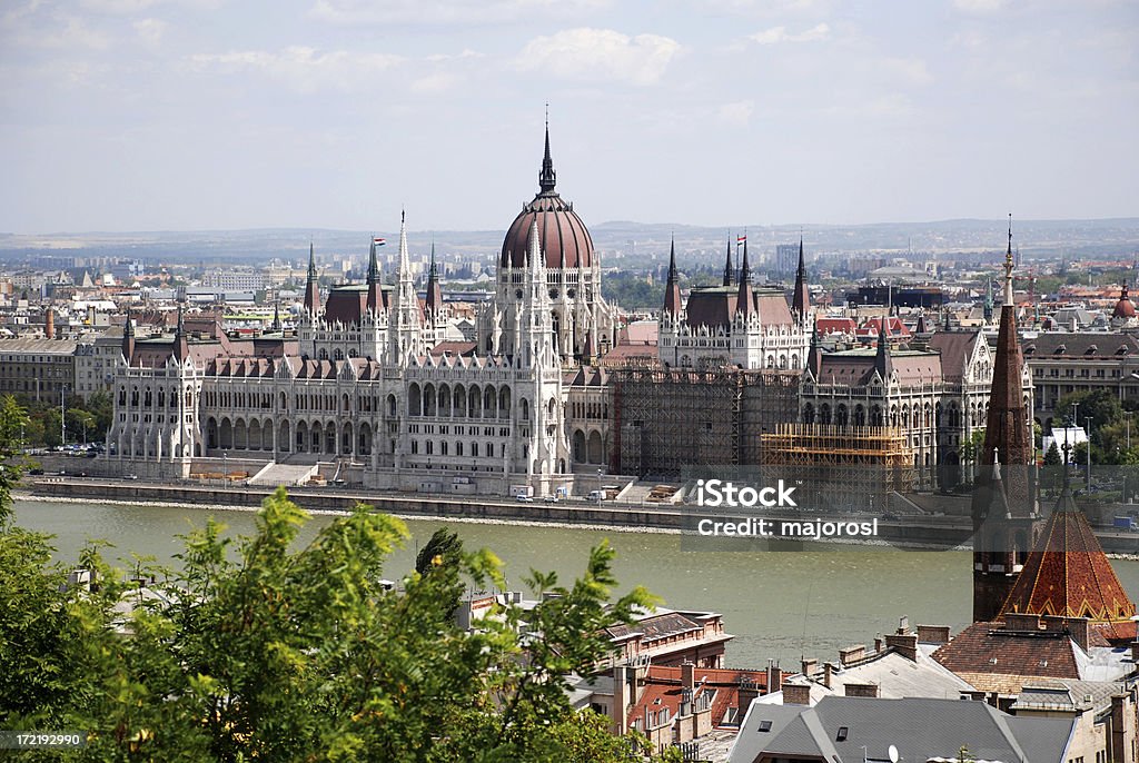 Edificio del Parlamento de la ciudad de Budapest, Hungría - Foto de stock de Aire libre libre de derechos