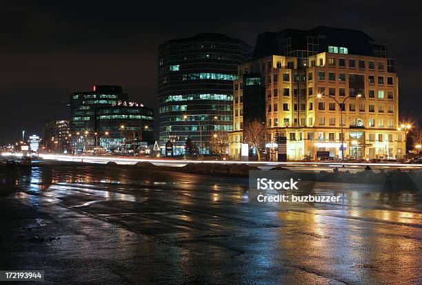 Foto de Distrito De Negócios À Noite e mais fotos de stock de 12 Horas - 12 Horas, Arquitetura, Centro da cidade