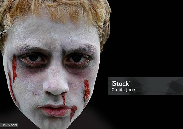 Makabres Stockfoto und mehr Bilder von Bemaltes Gesicht - Bemaltes Gesicht, Blut, Bühnenschminke