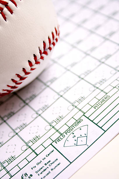baseball-spiel - baseball baseballs baseball uniform baseball diamond stock-fotos und bilder