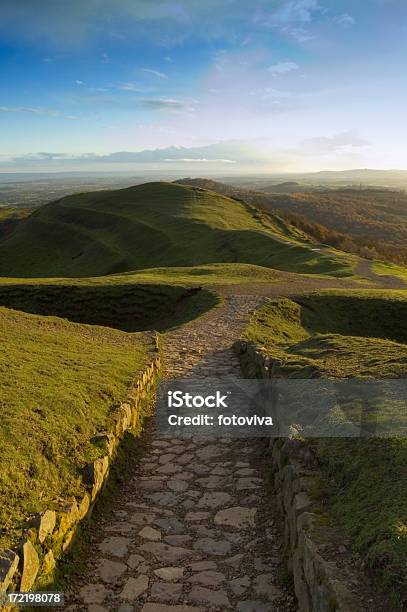 Mountain Pfad Stockfoto und mehr Bilder von Anhöhe - Anhöhe, Arkade, Berg