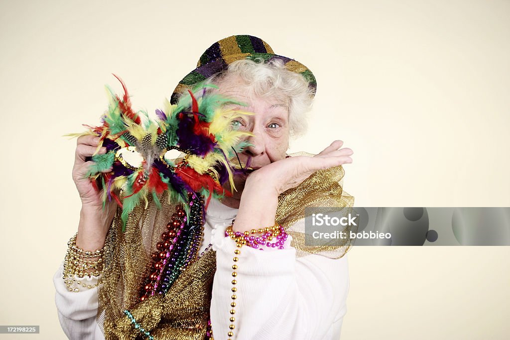 Марди Гра Granny - Стоковые фото Пожилой возраст роялти-фри