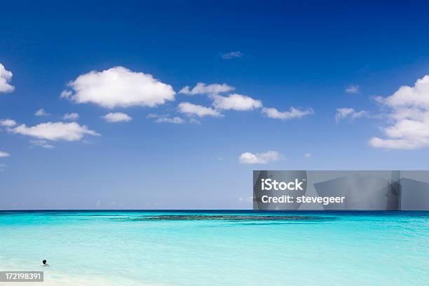 Paesaggio Marino Dei Caraibi - Fotografie stock e altre immagini di Anguilla - Anguilla, Ambientazione esterna, Ambientazione tranquilla