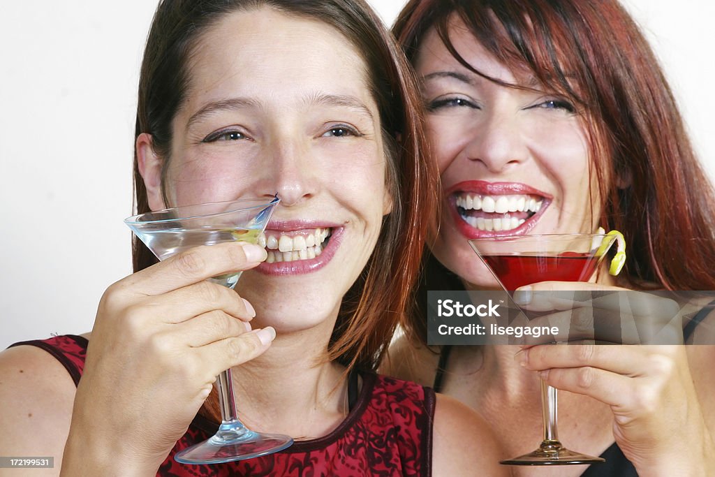 Due ragazze avendo buon tempo - Foto stock royalty-free di 20-24 anni