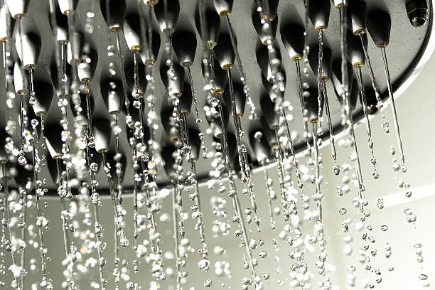 シャワーヘッド - shower falling water water heat ストックフォトと画像