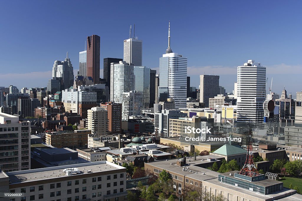 El centro de la ciudad de Toronto - Foto de stock de Alto - Descripción física libre de derechos