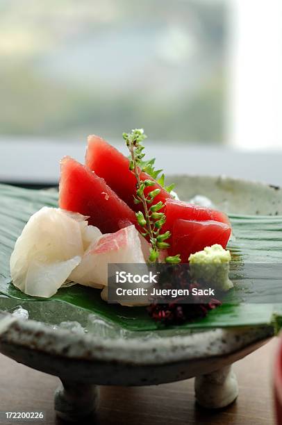 Sashimi - Fotografias de stock e mais imagens de Atum - Peixe - Atum - Peixe, Cubo de gelo, Gelo