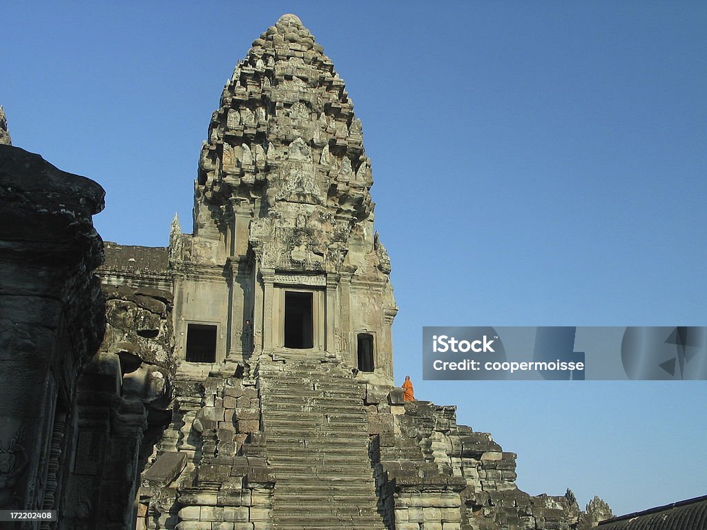 Mnich nowicjusz w Angkor Wat - Zbiór zdjęć royalty-free (Angkor)