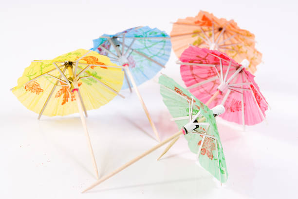 cocktail ombrelloni - drink umbrella umbrella parasol small group of objects foto e immagini stock