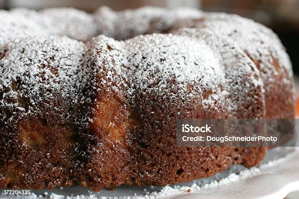 Dusted 번트 가루 설탕에 대한 스톡 사진 및 기타 이미지 - 가루 설탕, 번트 케이크, 0명