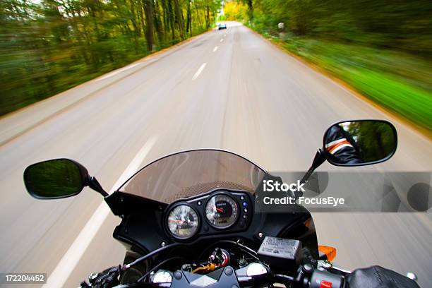 Extreme Bewegung Stockfoto und mehr Bilder von Motorrad - Motorrad, Lenker, Sicherheitsmaßnahme