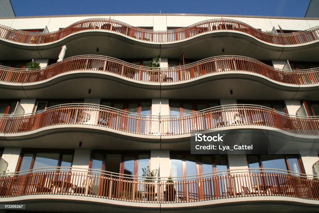 Balcones de nuevo apartamentos # 1 - Foto de stock de Casa libre de derechos