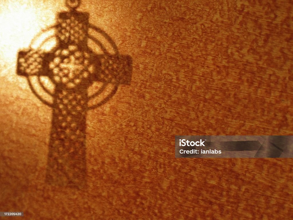 Тень на Cross - Стоковые фото Горизонтальный роялти-фри