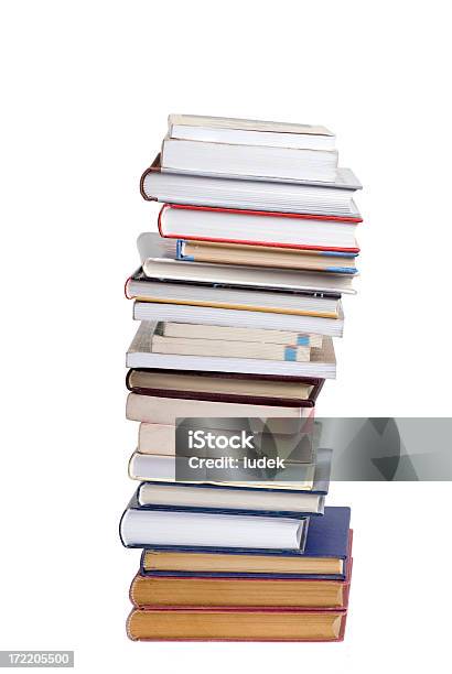 Pilha De Livros - Fotografias de stock e mais imagens de Aprender - Aprender, Capa de Livro, Conceito