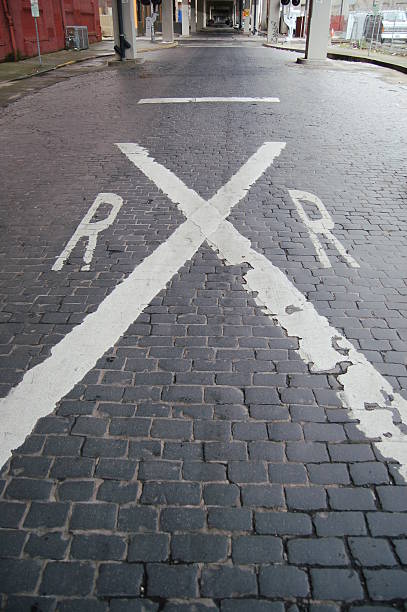 istock Railroad Crossing and Cobblestones 172205888