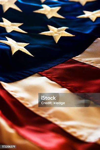 Usflagge Stockfoto und mehr Bilder von Amerikanische Flagge - Amerikanische Flagge, Blau, Ehre