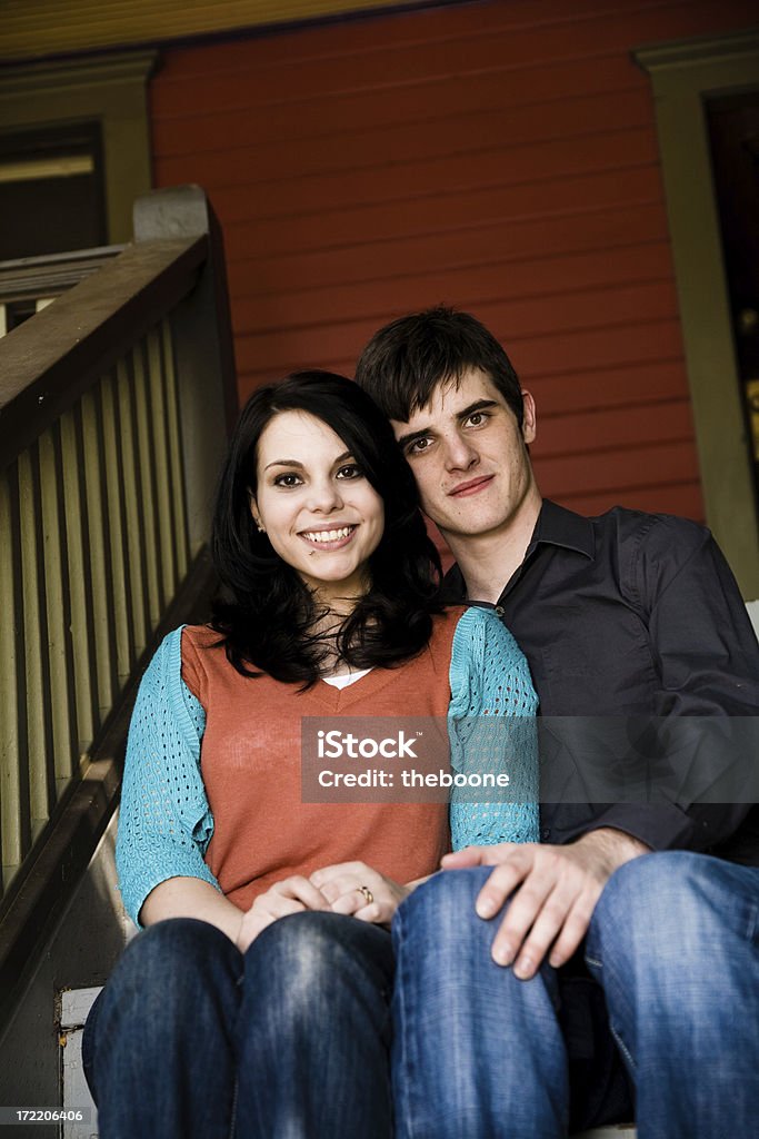 Casal na varanda da frente - Royalty-free 18-19 Anos Foto de stock