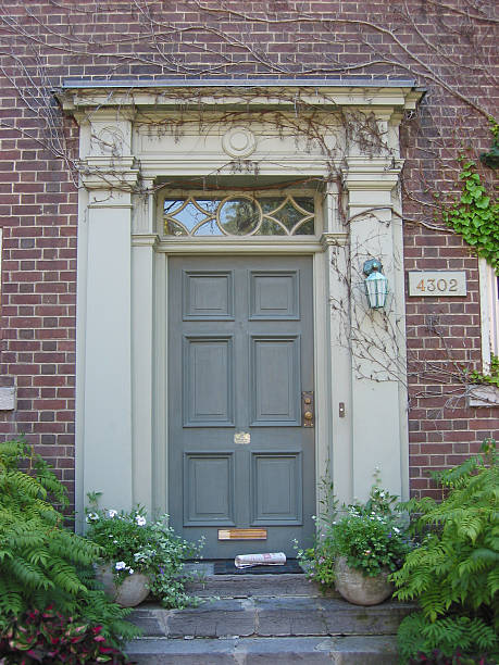 istock newspaper at the door 172207089