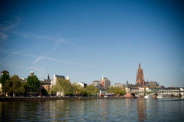 istock Romantical view of Frankfurt 172208079