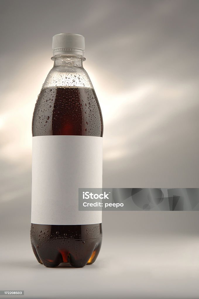cola de botella - Foto de stock de Botella de gaseosa libre de derechos