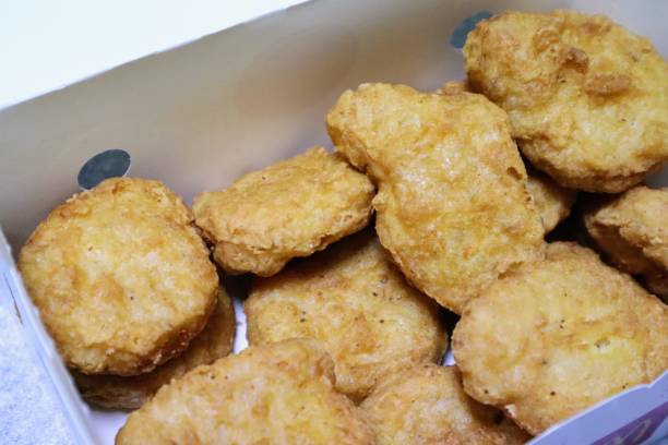 istock Close up of chicken nuggets 1722090486
