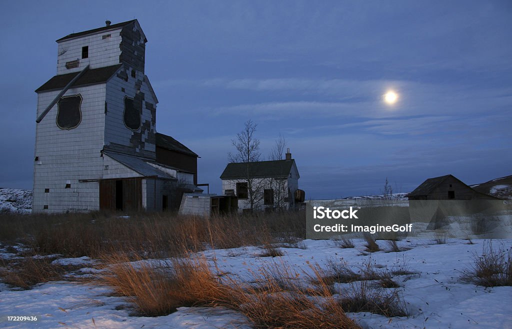 Dimenticato Prairie città - Foto stock royalty-free di Convogliatore per cereali