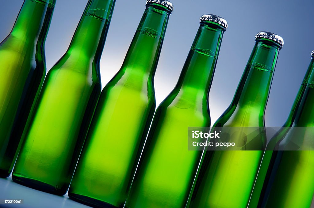 Бутылок пива - Стоковые фото Пивная бутылка роялти-фри