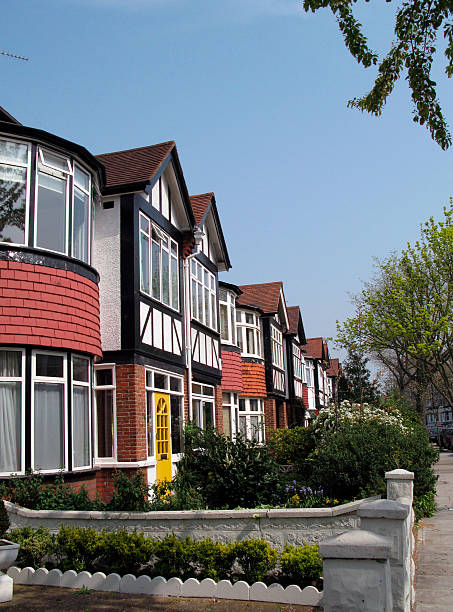 istock London street 172210148