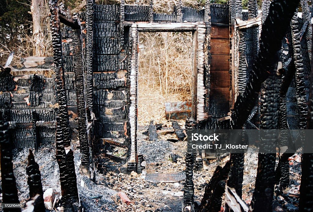 Casa de incendios - Foto de stock de Puerta - Entrada libre de derechos