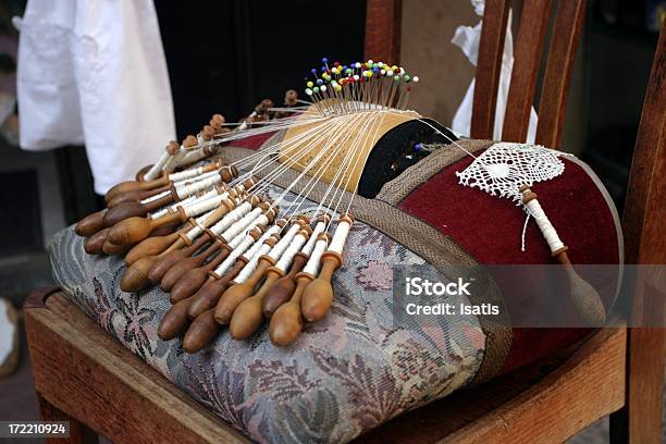 Lacemaking - Fotografias de stock e mais imagens de Fazer Renda - Fazer Renda, Bobina, Bretanha