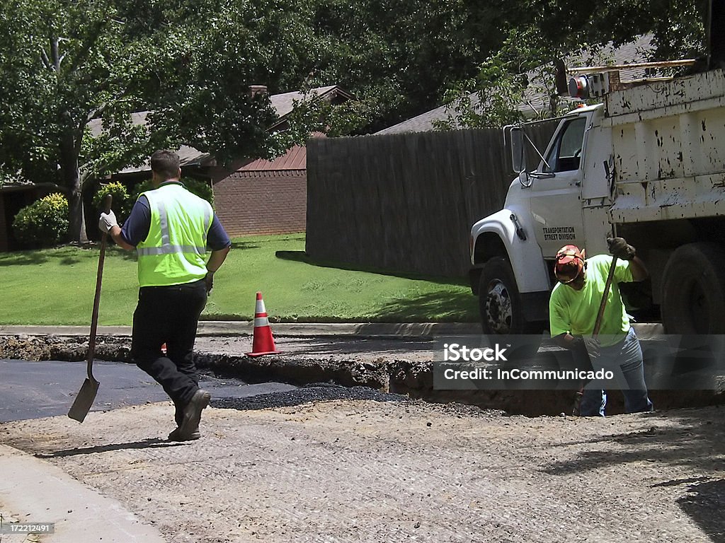 Travaux de Construction de routes-réparer - Photo de Adulte libre de droits